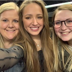 Meet your Posher, Reyly